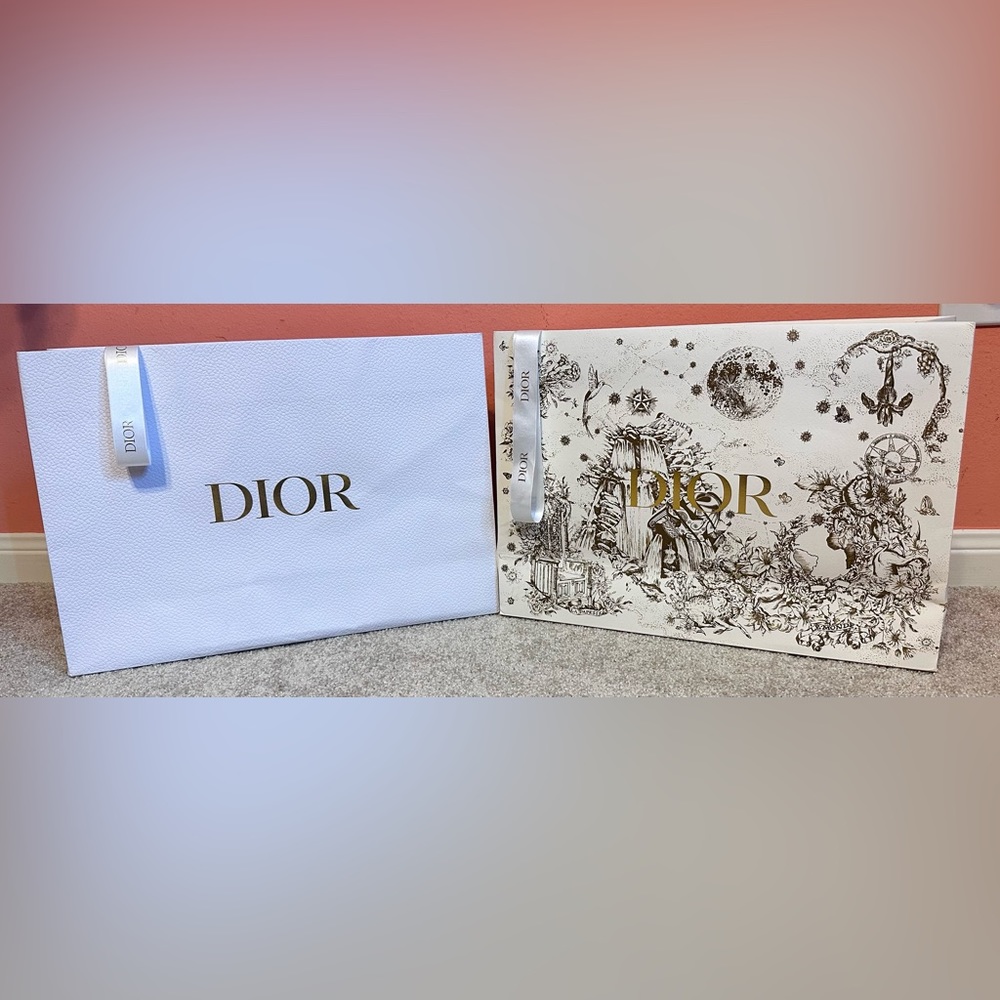 DIOR Paper Shopping bags w/ribbon